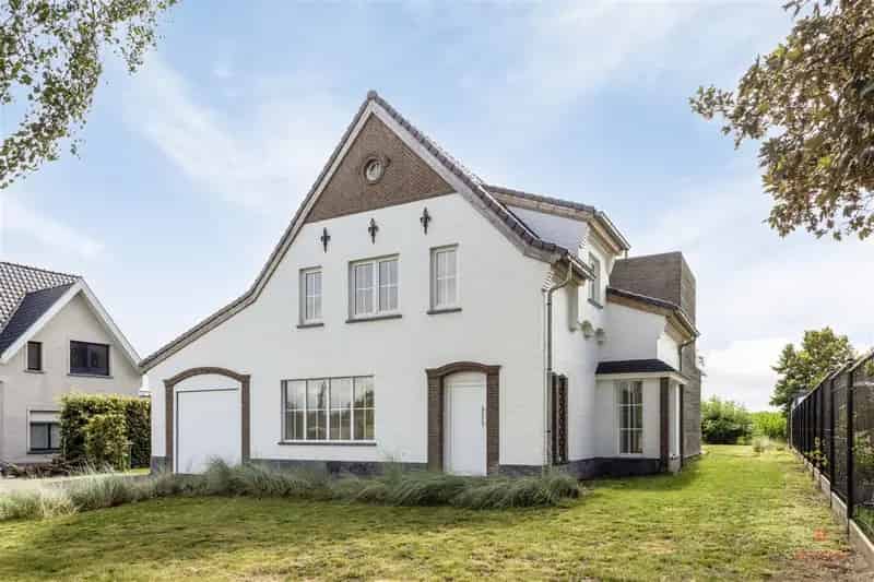 Huis te huur Lokeren: Energiezuinige villa met zwembad