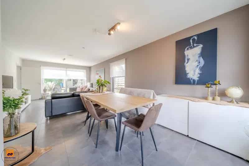Huis te koop Sleidinge - Instapklare halfopen bebouwing