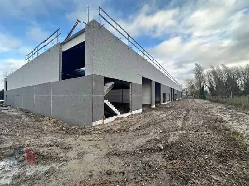 Nieuwbouw bedrijfsgebouw te koop in Bedrijvenpark Industrielaan Moorslede Moorslede