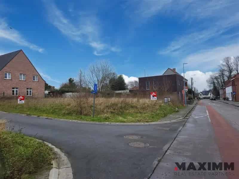 Bouwgrond met goedgekeurde bouwvergunning