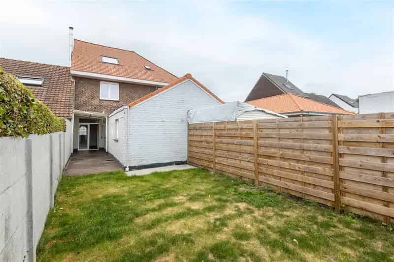 Huis te huur Zwijnaarde Sint-Denijs-Westrem 4 slaapkamers