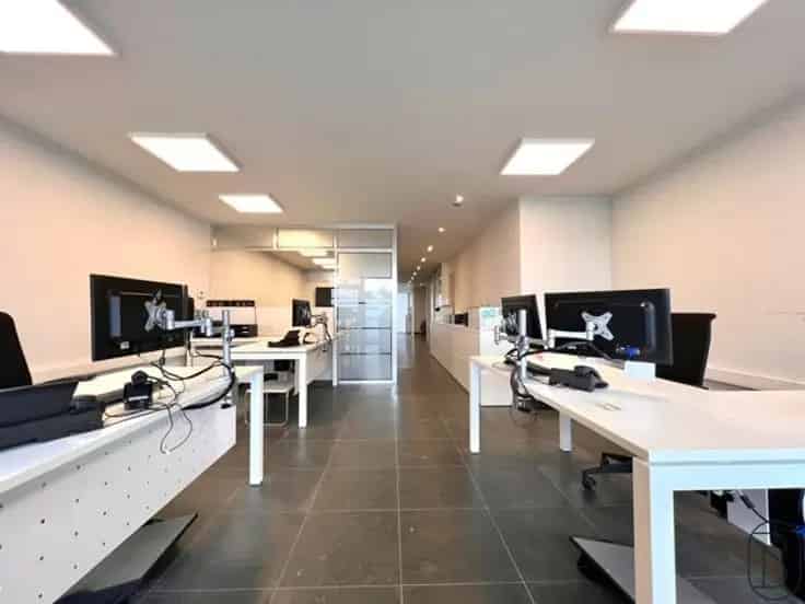 Kantoorruimte 117m2 Te Koop - Instapklaar - Mogelijkheid Appartement