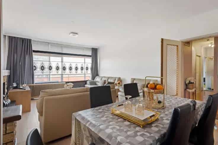 Appartement te koop Berchem 3 slaapkamers terras