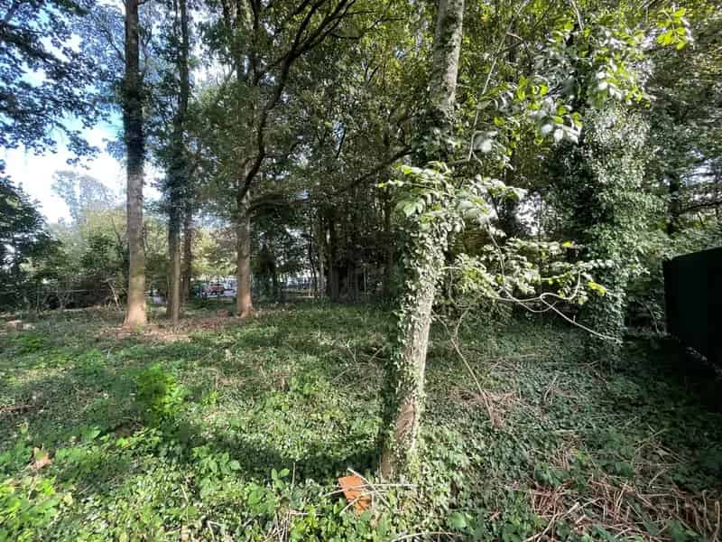 Bouwgrond te Huur 1027m2 Nabij Centrum