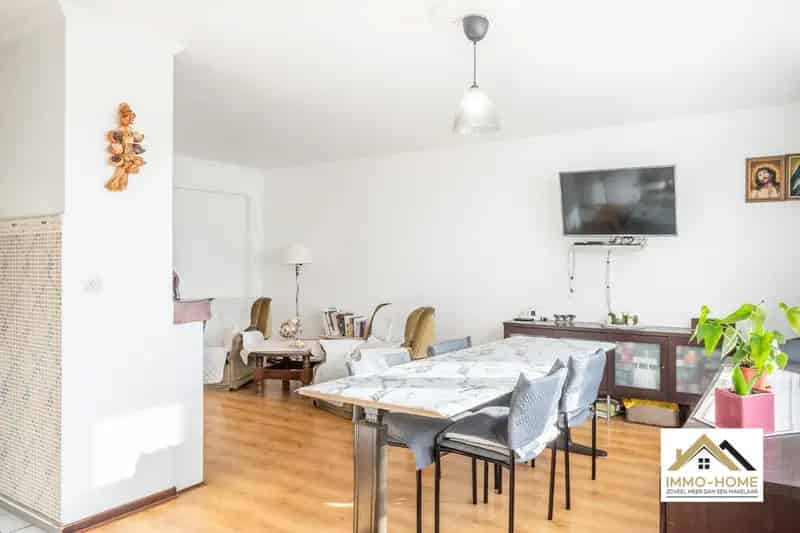 Appartement te koop in Sint-Amandsberg