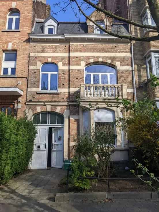 Huis Te Koop Forest 280m2 5 slaapkamers Tuin Nabij Park