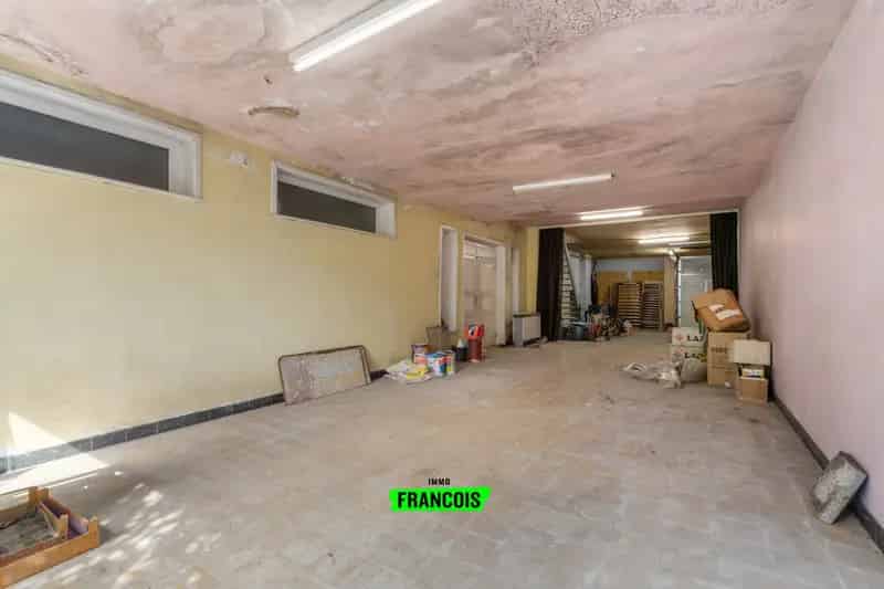 Projectgrond/renovatiepand te koop in centrum Balegem!