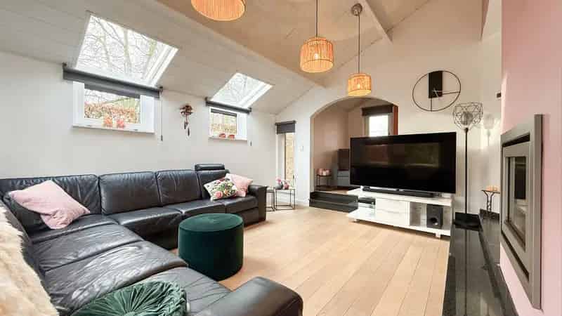 Instapklare en gezellige woning met 4 slaapkamers!