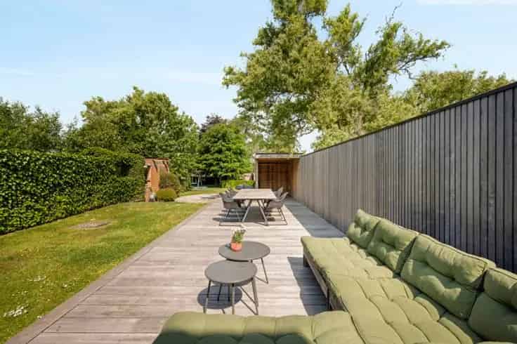 Huis Te Koop: Industriele Loftwoning met Tuin