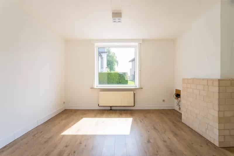 Halfopen bebouwing te Avelgem met 3 slaapkamers en tuin