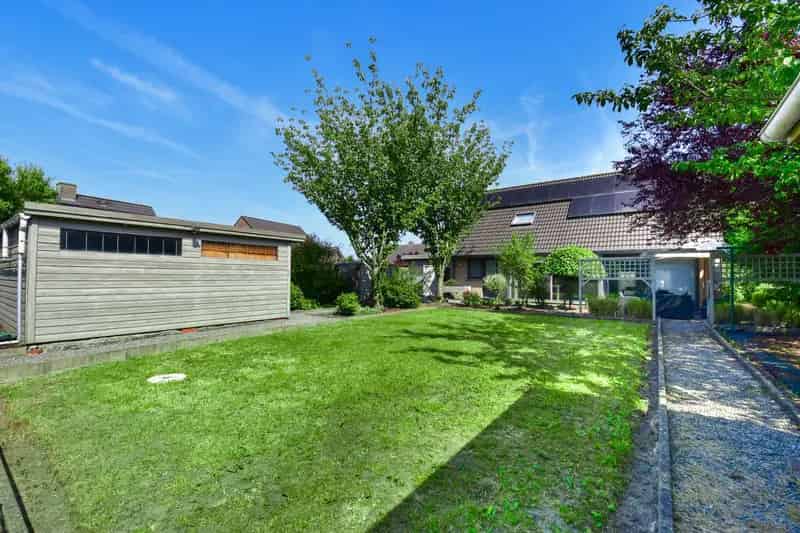 Centraal gelegen ruime energiezuinige woning (ENERGIELABEL A)