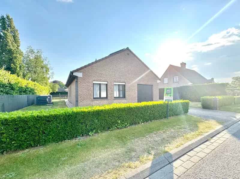 ENERGIEZUINIGE BUNGALOW OP RUSTIGE LOCATIE - 641 m²