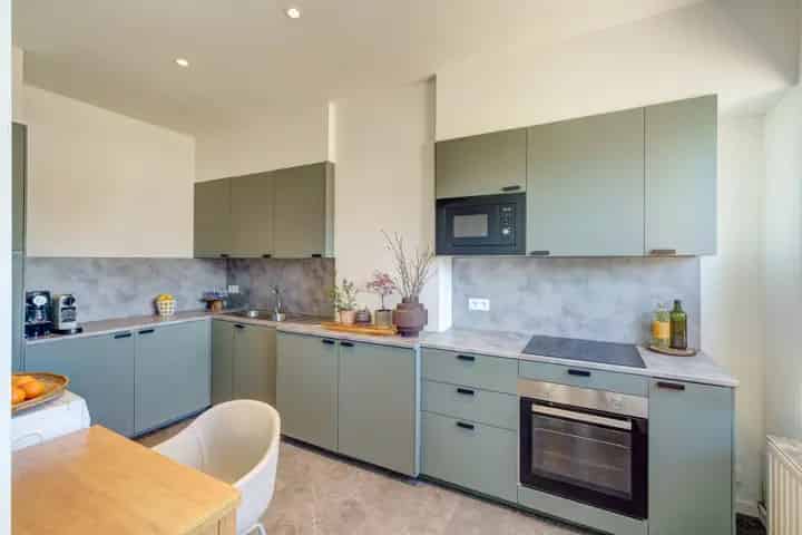 Duplex appartement in kleinschalig gebouw in Hove