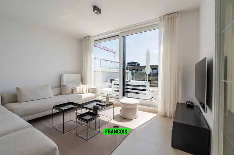 Modern (duplex-)appartement met prachtige zonneterrassen op boogscheut van centrum Oostende.