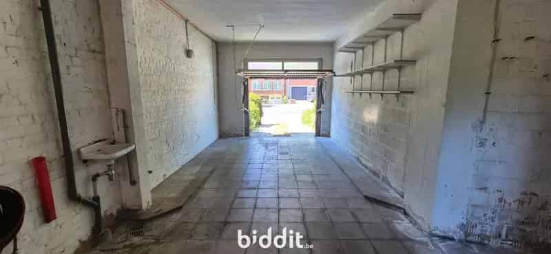 Het appartement op 1e verd.