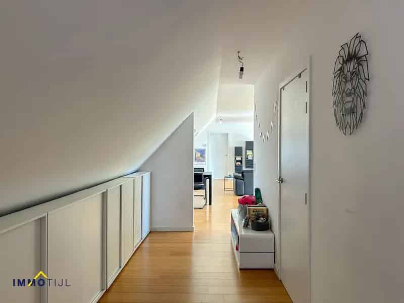Trendy loftappartement met 2 slaapkamers in Oudegem!