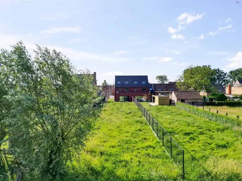 Half open bebouwing op 768m² lot 2