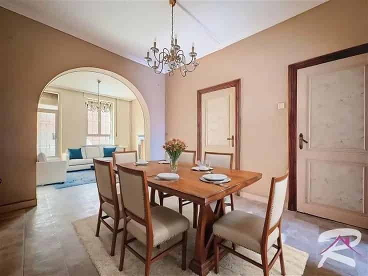 Huis te koop Flémalle: 2 slaapkamers te renoveren
