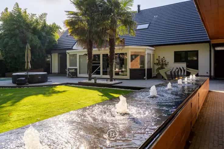Huis Te Koop