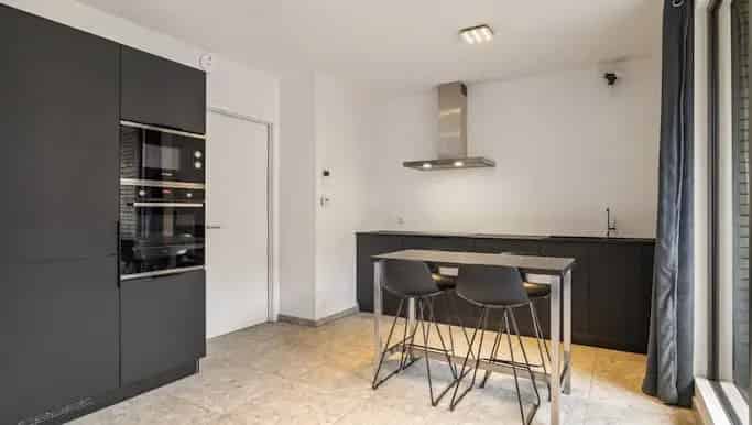 Studentenkamer te koop in Twaalfapostelenstraat 8, Kortrijk - Dewaele