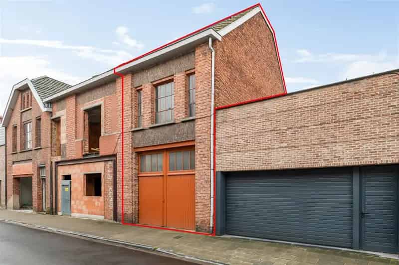 Karaktervol art-decowoning met atelier op toplocatie