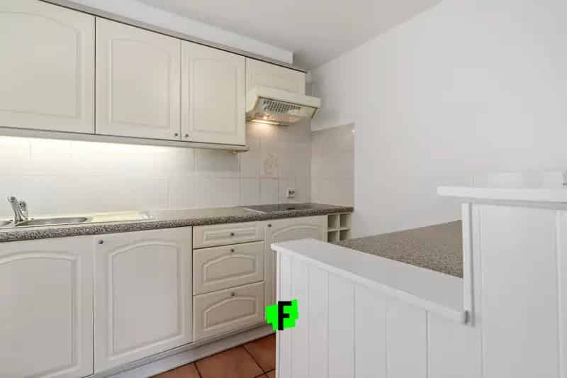 Semi-gemeubelde studio op centrale locatie te Blankenberge