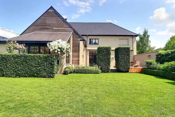 Villa Te Koop Golfbaan Bercuit 5 Slaapkamers