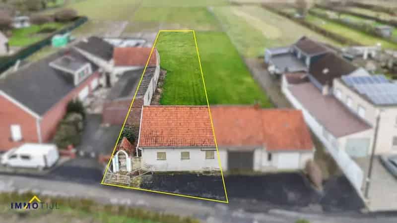 Ruim perceel grond voor halfopen woning te Meldert!