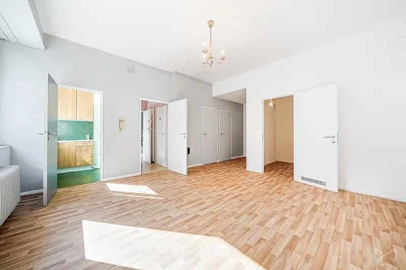 Studio in Ixelles