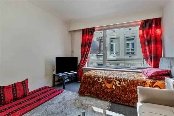 Studio Te Koop