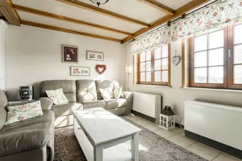 IN OPTIE --- Ideaal investerings- of startersappartement zonder renovatieverplichting en met lift te koop!