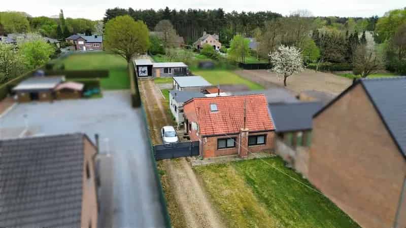 🌳 Woning met toekomst en mogelijkheden – Gijzenveldstraat 35, Zutendaal 🏡