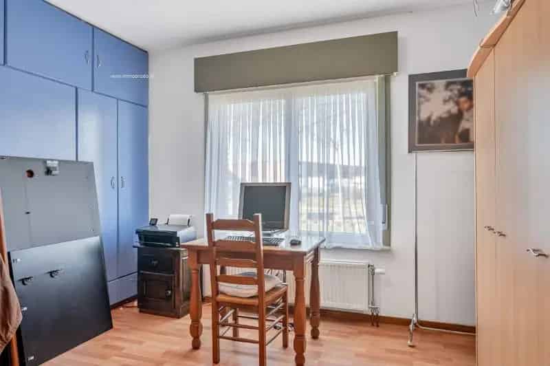 Villa te koop Erembodegem