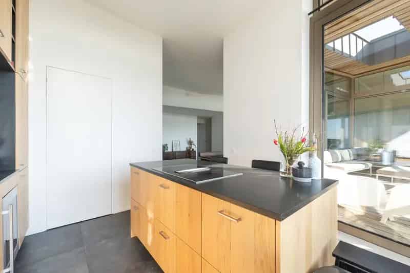 ANTWERPEN ZUID - Lumineuze penthouse met zicht op groen