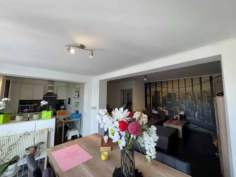 Appartement te huur 2 slaapkamers nabij winkels en openbaar vervoer