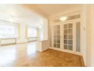 Huis te huur Sint Pieters Woluwe 4 of 5 slaapkamers 250m2