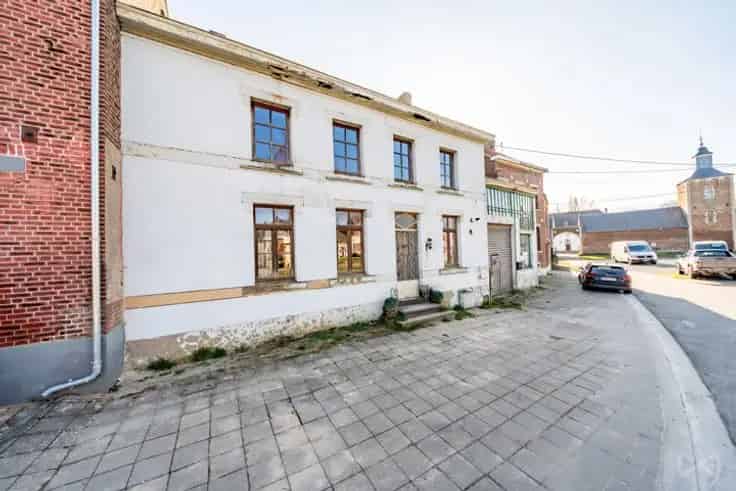 Huis te renoveren Orp-le-Grand 213m²