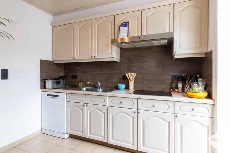Leuke instapklare woning met dubbele garage en 3 slaapkamers in een rustige woonomgeving