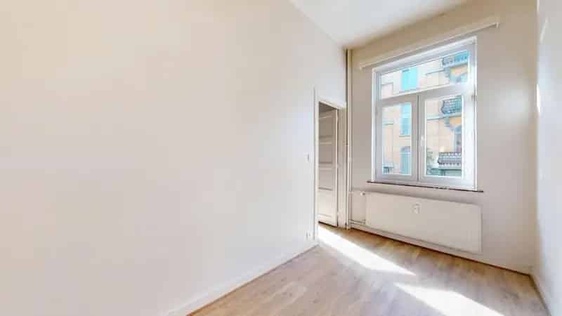 Appartement  te Schaerbeek 