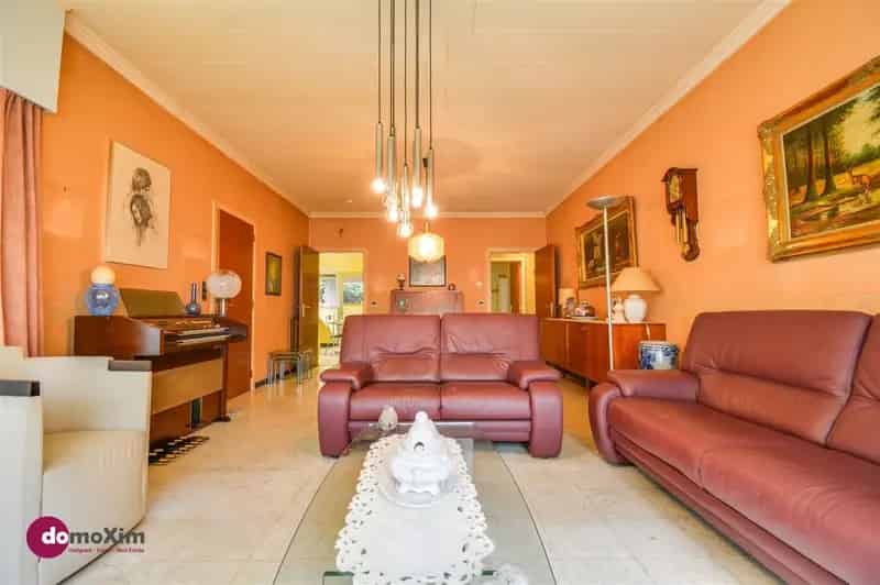 Te renoveren bungalow op rustige locatie in Boortmeerbeek