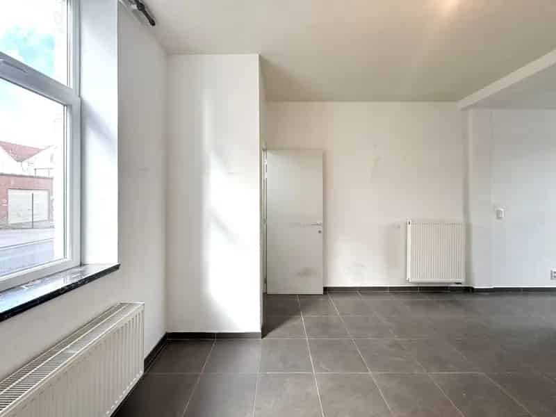 INSTAPKLARE WONING MET 3 SLPKS & TUIN
