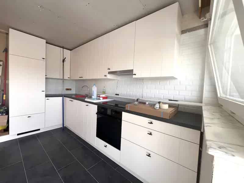 Ruim instapklaar en gerenoveerd appartement met 2 slaapkamer en terras te Blankenberge