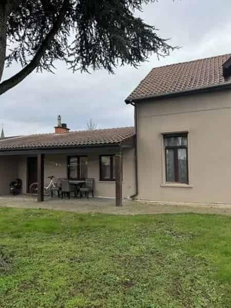 Woonhuis met 2 slaapkamers.