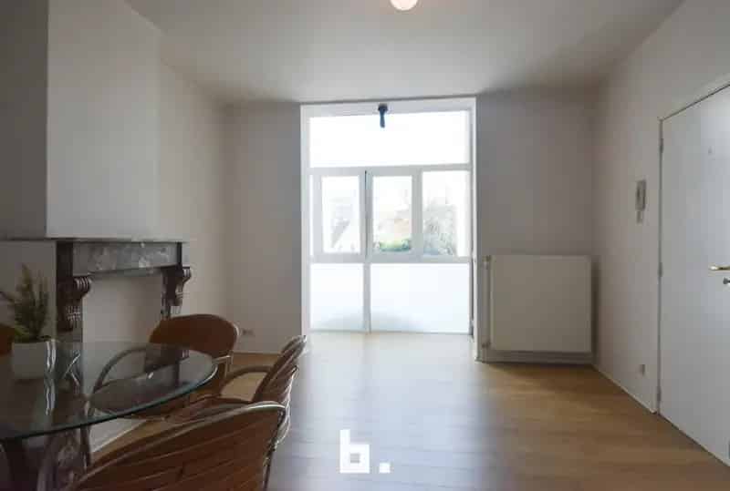 Appartement met twee slaapkamers in Sint-Andries
