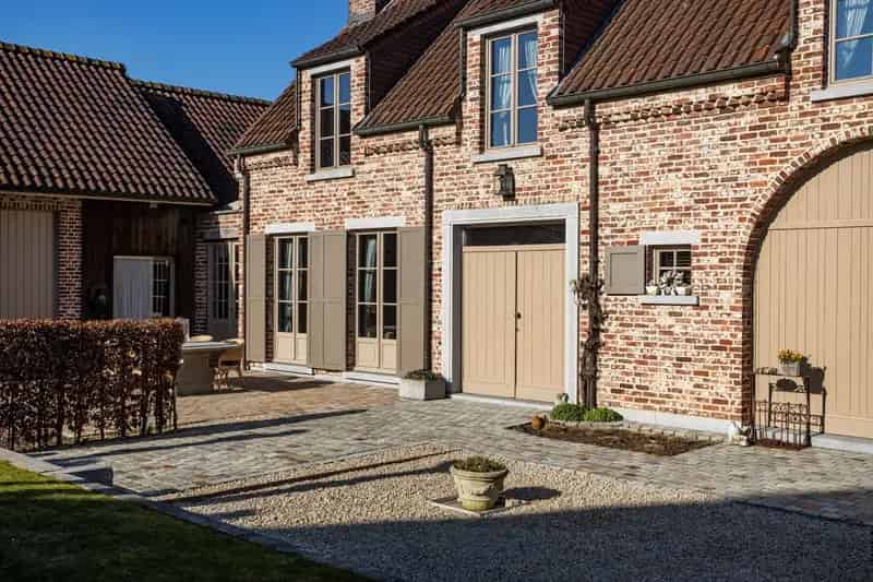 Huis te huur Hoeve met 2 woonentiteiten en weiland