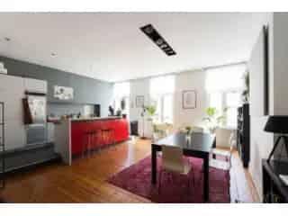 Appartement te Koop Brussel 90m² 1 Slaapkamer Nabij Europese Wijk
