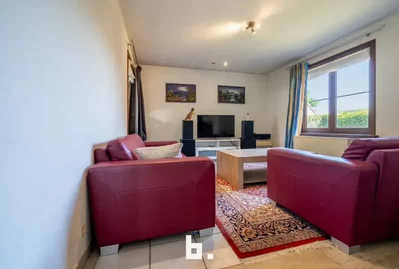 Ruime villa in residentiële dreef