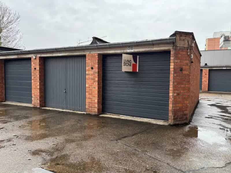 Garage te koop