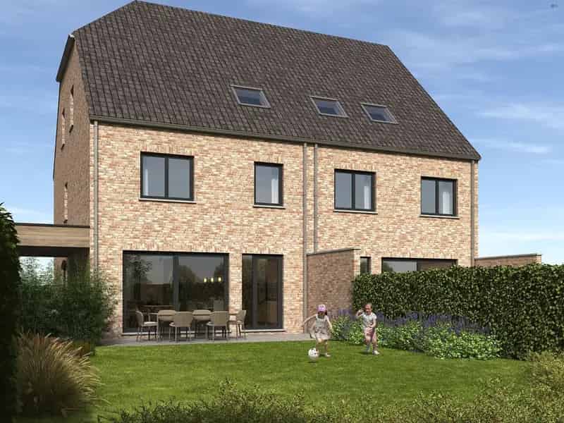 Ruime woning met mogelijkheid tot 5 slaapkamers en 2 badkamers