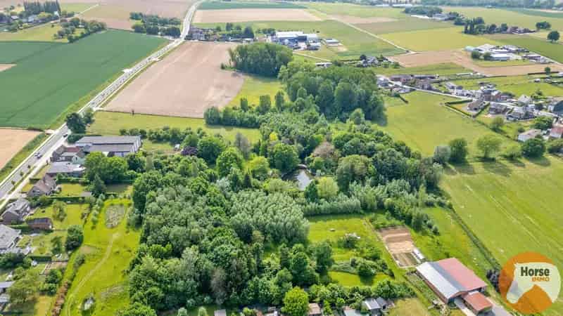 ZWALM - Woning met voormalig vleesverwerkend bedrijf